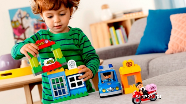 ������ ����������� 10532 ����� ������ �� �������� LEGO � �������� - ����