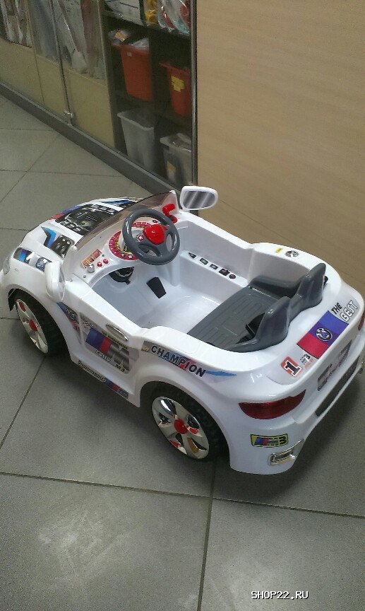 ������ ������ "BUGATI" �� �����. �������, �/�, 6V/7AH*1 6V/35W*1, 4KM/�, 35��, 118*66*52CM � ���.EC-TR1101AR � �������� - ����